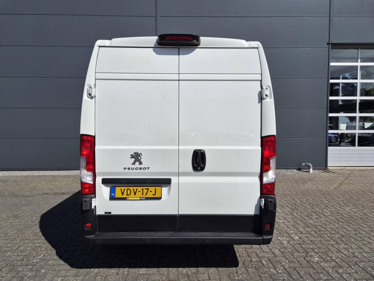 Peugeot Boxer Peugeot Boxer 2.2 HDi L2H2 Airco Camera Navi 2x Schuifdeur