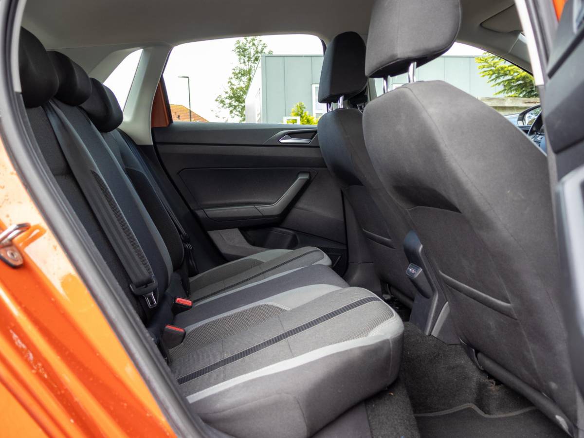 Volkswagen Polo Volkswagen Polo 1.0 TSI Highline ACC 16″ PDC V/A