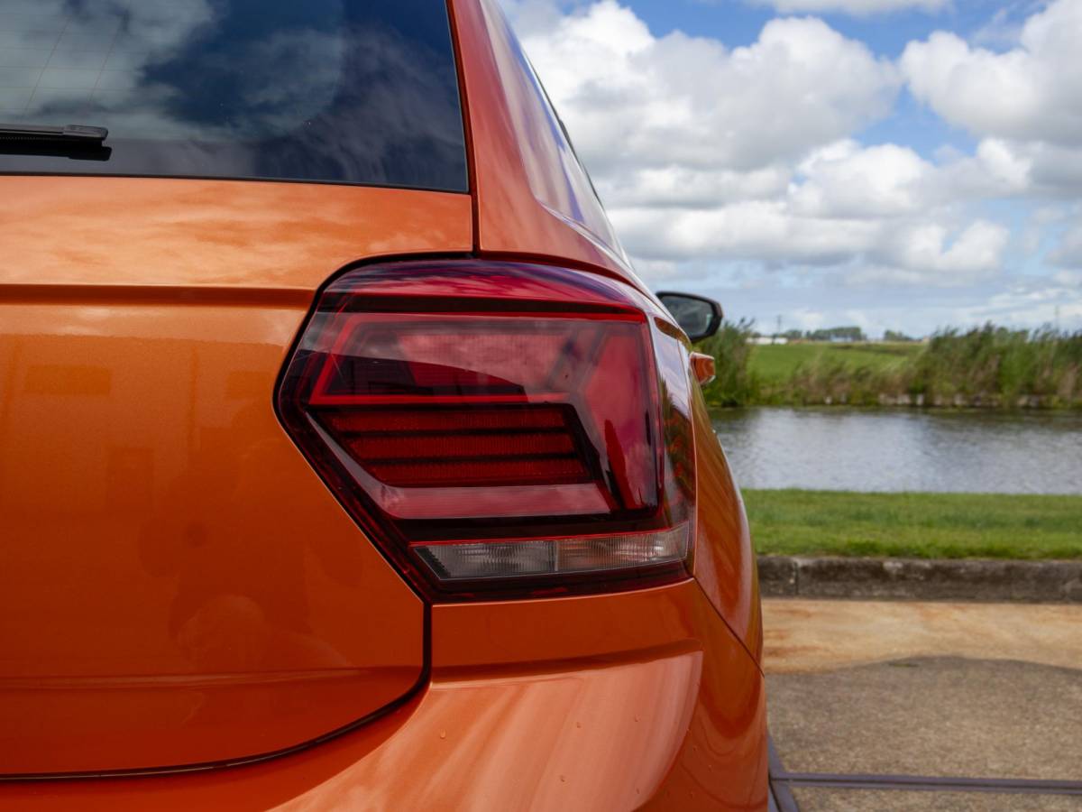 Volkswagen Polo Volkswagen Polo 1.0 TSI Highline ACC 16″ PDC V/A
