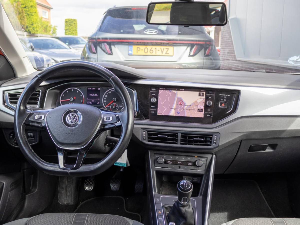 Volkswagen Polo Volkswagen Polo 1.0 TSI Highline ACC 16″ PDC V/A