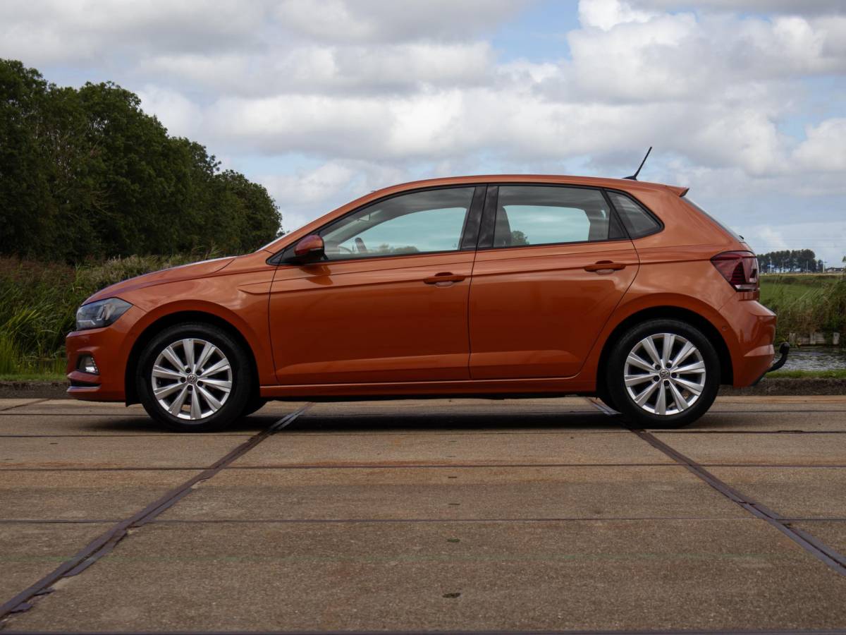 Volkswagen Polo Volkswagen Polo 1.0 TSI Highline ACC 16″ PDC V/A