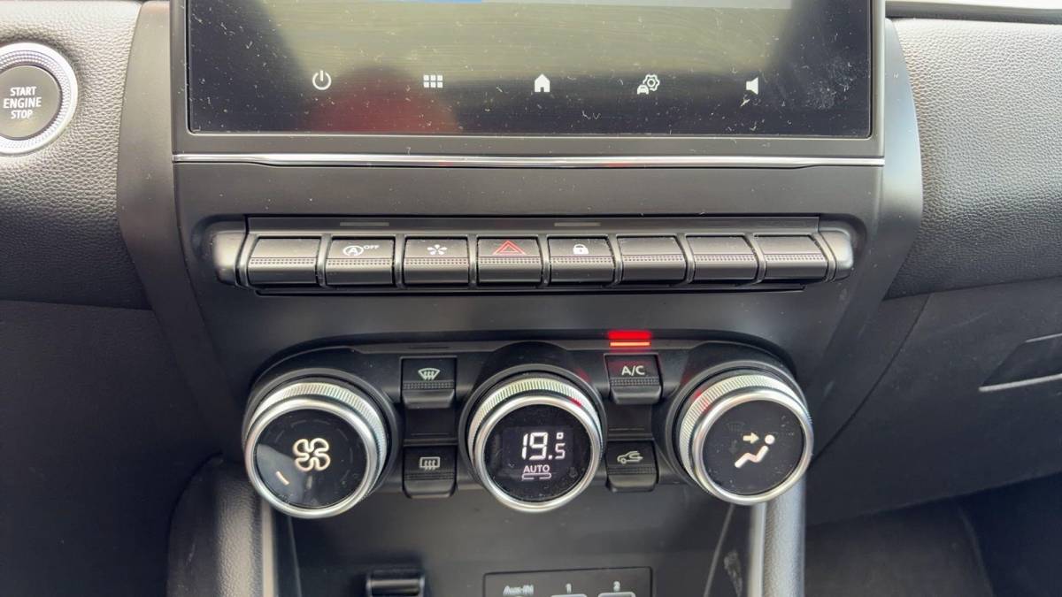Renault Captur Renault Captur 1.0 TCe 100 Bi-Fuel Intens PANO / CAMERA / LED / CARPLAY / LANE ASS / KEYLESS / CRUISE / NAVI