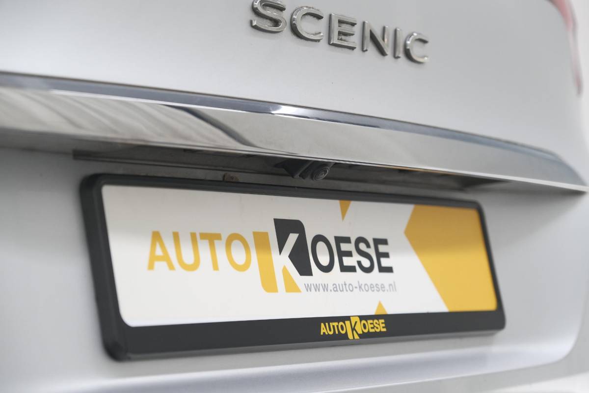 Renault Scénic Renault Scénic TCe 140 Intens | Trekhaak | Camera | Panoramadak | Navigatie