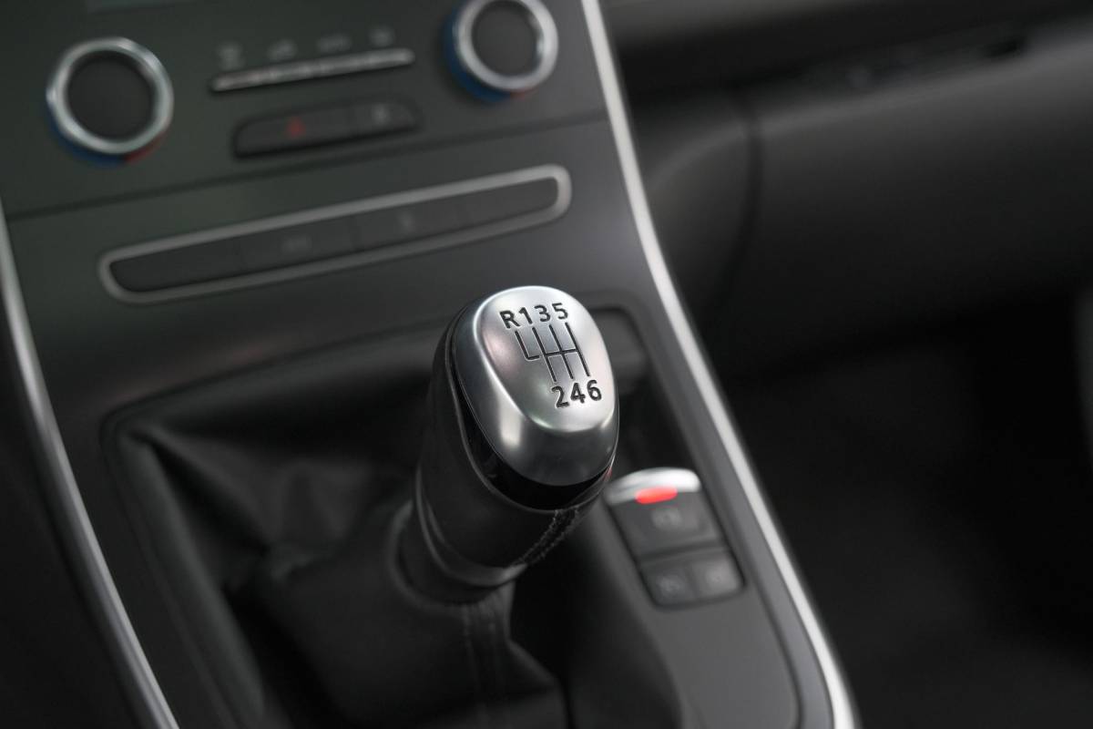Renault Scénic Renault Scénic TCe 140 Intens | Trekhaak | Camera | Panoramadak | Navigatie