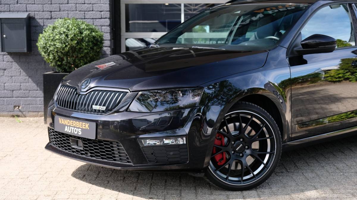 Škoda Octavia Skoda Octavia Combi 2.0 TSI RS DSG ACC|NAVI|LEDER|334PK