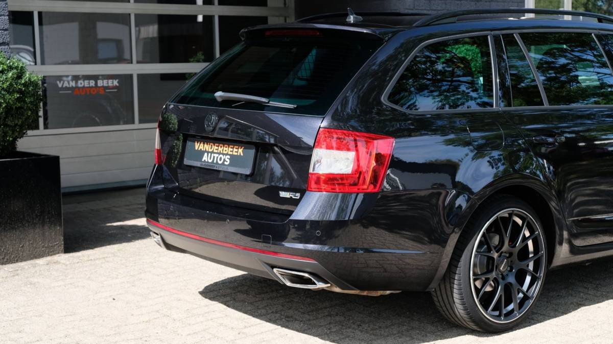 Škoda Octavia Skoda Octavia Combi 2.0 TSI RS DSG ACC|NAVI|LEDER|334PK