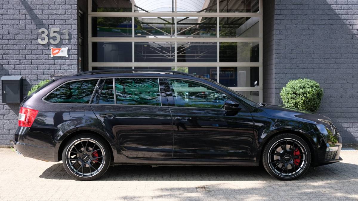 Škoda Octavia Skoda Octavia Combi 2.0 TSI RS DSG ACC|NAVI|LEDER|334PK