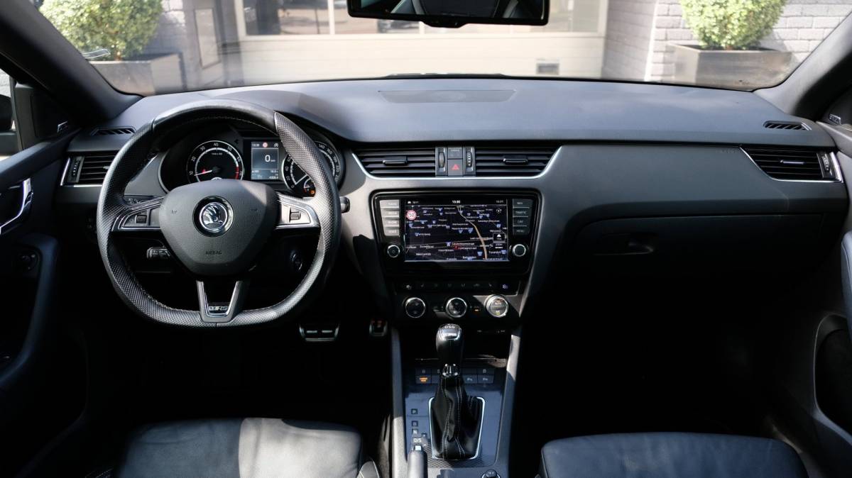 Škoda Octavia Skoda Octavia Combi 2.0 TSI RS DSG ACC|NAVI|LEDER|334PK