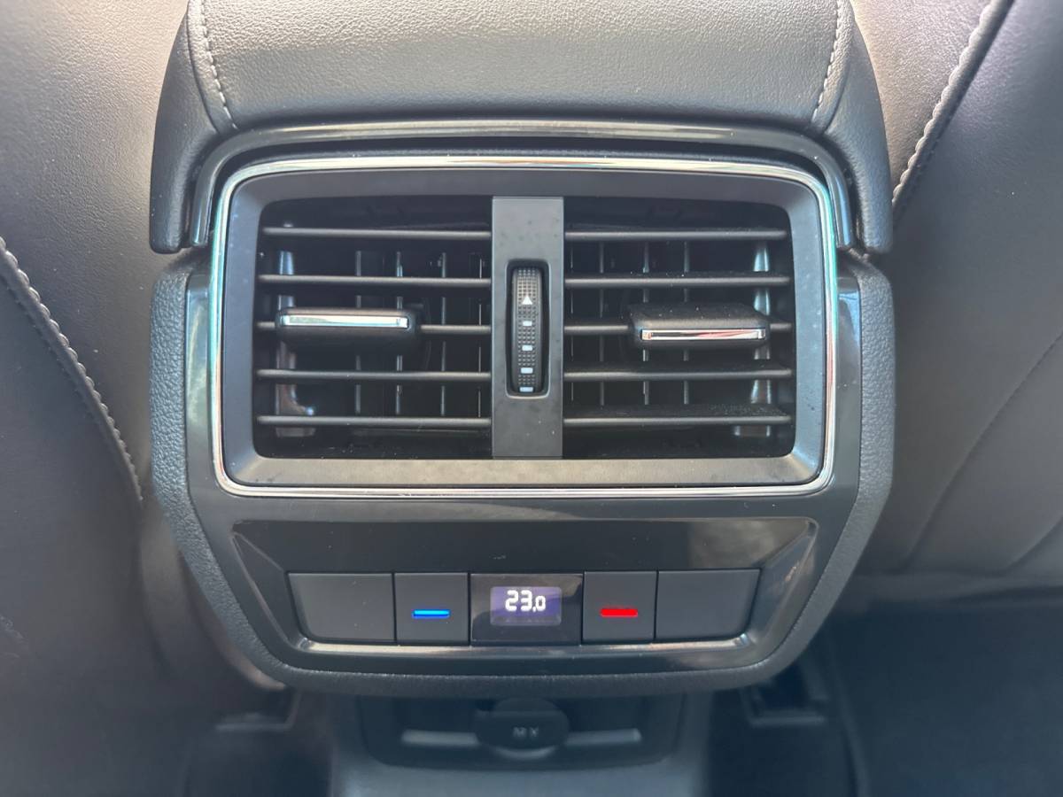 Škoda Kodiaq ŠKODA Kodiaq 1.5 TSI 150PK DSG LIMITED BUSINESS EDITION 7PERS. PANORAMA/LEDER/CANTON