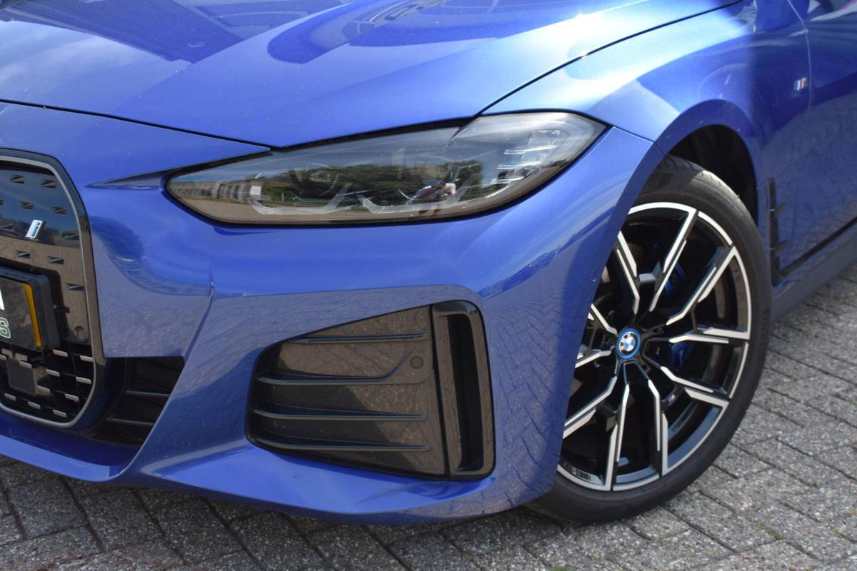 BMW i4 BMW i4 eDrive40 High Executive 84 kWh | M Pakket | Camera | Pano |