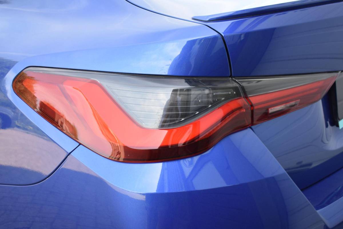BMW i4 BMW i4 eDrive40 High Executive 84 kWh | M Pakket | Camera | Pano |