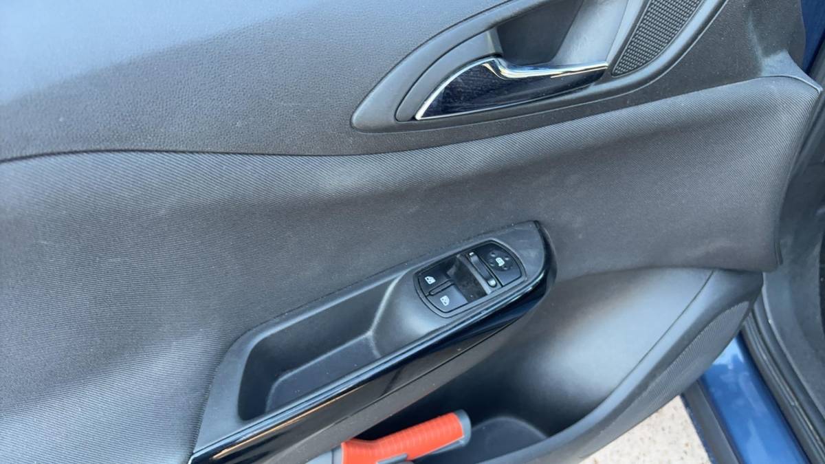 Opel Corsa Opel Corsa 1.4 Edition TREKHAAK / CARPLAY / CAMERA / PDC / BLUETOOTH / CRUISE / NL-AUTO