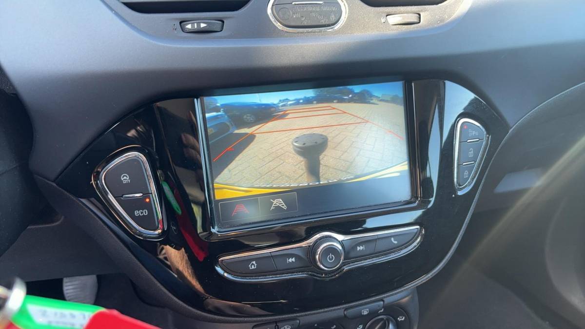 Opel Corsa Opel Corsa 1.4 Edition TREKHAAK / CARPLAY / CAMERA / PDC / BLUETOOTH / CRUISE / NL-AUTO
