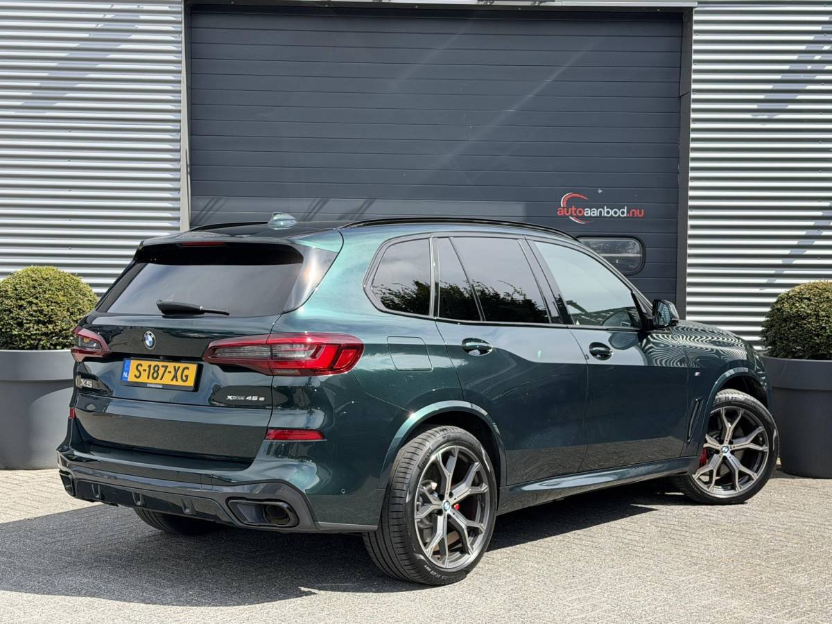 BMW X5 BMW X5 xDrive45e High Executive M-Sport | Panoramadak | 360* Camera | Luchtvering | Sky Lounge | Massage | Head-Up Display | Elektrische Trekhaak |