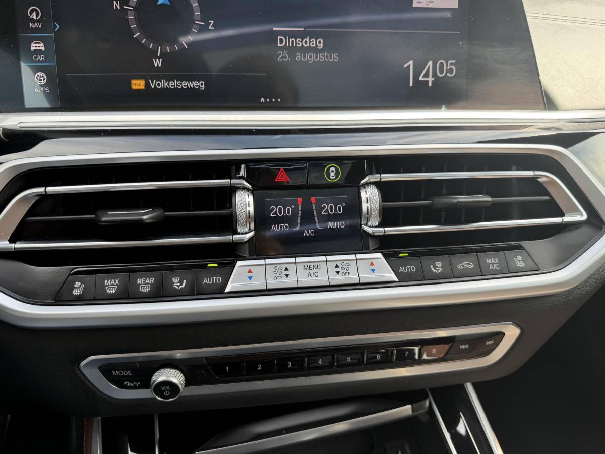 BMW X5 BMW X5 xDrive45e High Executive M-Sport | Panoramadak | 360* Camera | Luchtvering | Sky Lounge | Massage | Head-Up Display | Elektrische Trekhaak |