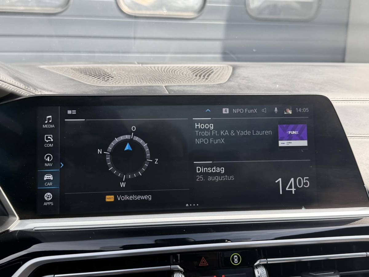 BMW X5 BMW X5 xDrive45e High Executive M-Sport | Panoramadak | 360* Camera | Luchtvering | Sky Lounge | Massage | Head-Up Display | Elektrische Trekhaak |