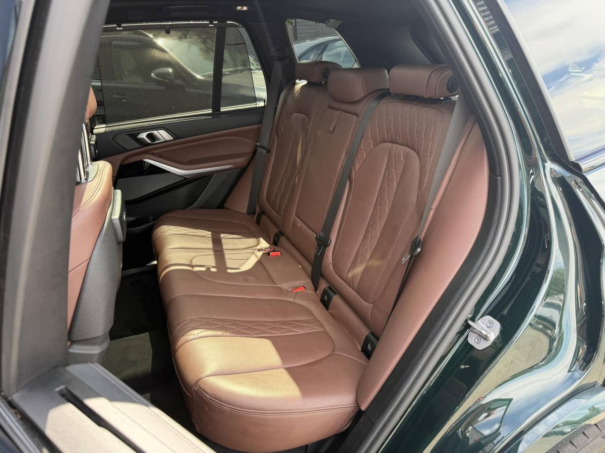 BMW X5 BMW X5 xDrive45e High Executive M-Sport | Panoramadak | 360* Camera | Luchtvering | Sky Lounge | Massage | Head-Up Display | Elektrische Trekhaak |