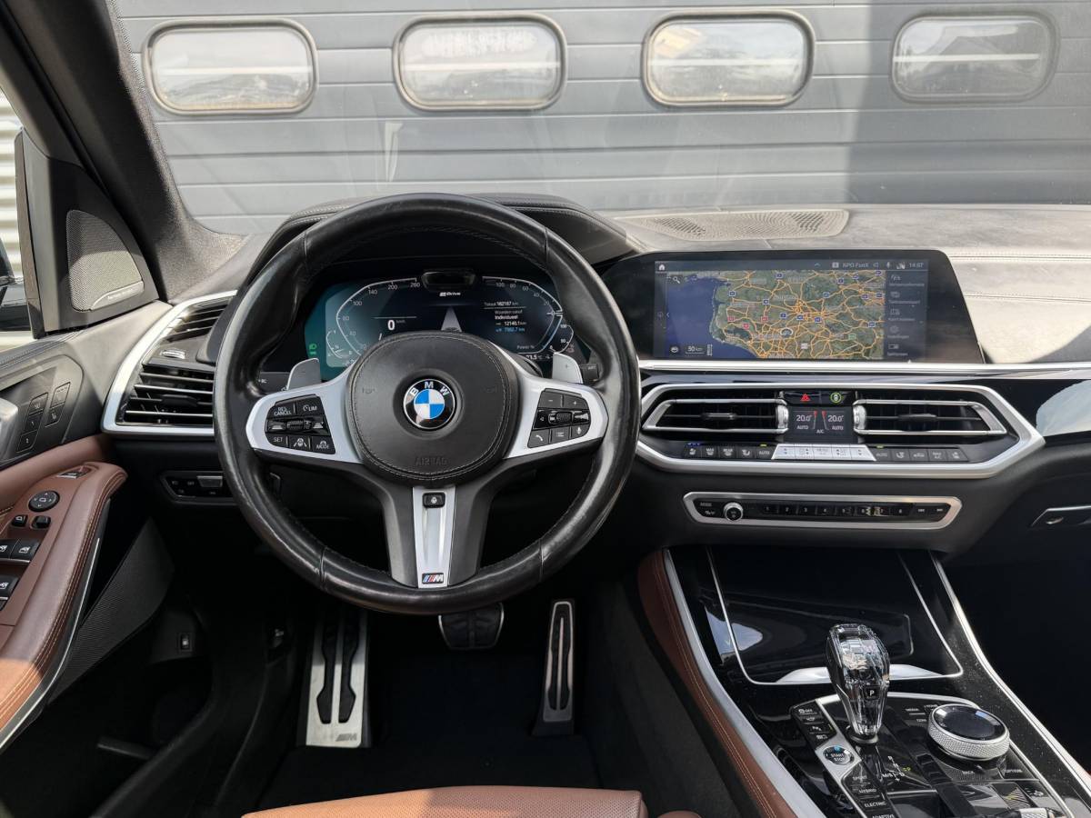 BMW X5 BMW X5 xDrive45e High Executive M-Sport | Panoramadak | 360* Camera | Luchtvering | Sky Lounge | Massage | Head-Up Display | Elektrische Trekhaak |