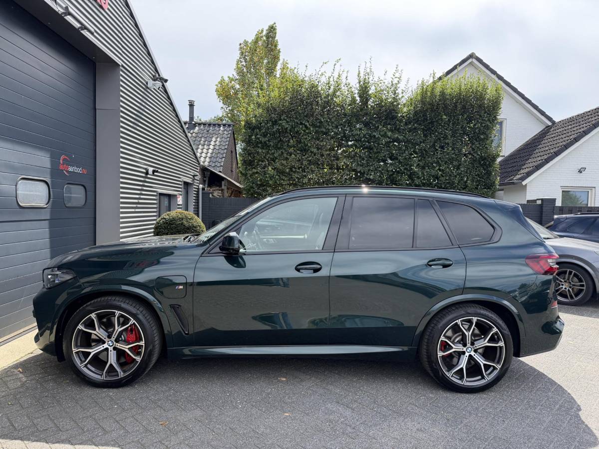 BMW X5 BMW X5 xDrive45e High Executive M-Sport | Panoramadak | 360* Camera | Luchtvering | Sky Lounge | Massage | Head-Up Display | Elektrische Trekhaak |