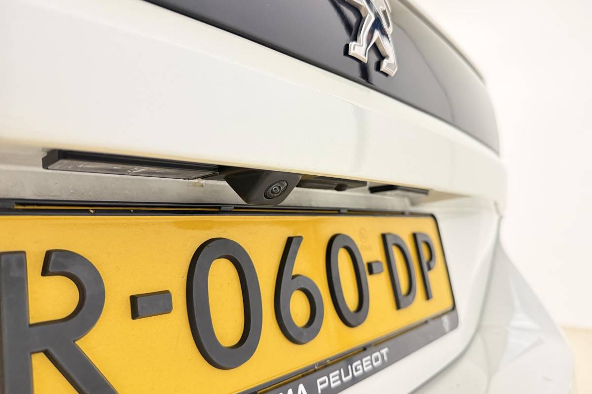 Peugeot 508 Peugeot 508 SW 1.2 PureTech 130pk Active Pack Business | Trekhaak | Achteruitrijcamera | Automaat | Climate Control | Navigatie