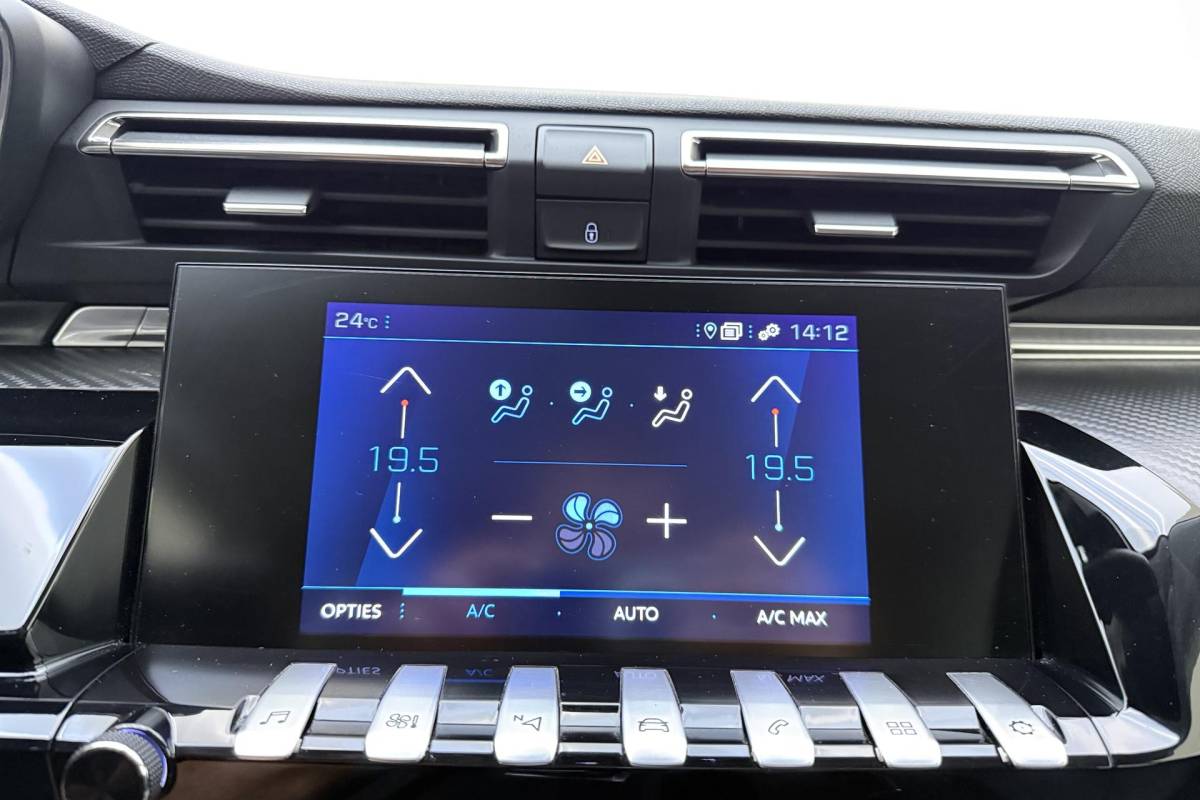 Peugeot 508 Peugeot 508 SW 1.2 PureTech 130pk Active Pack Business | Trekhaak | Achteruitrijcamera | Automaat | Climate Control | Navigatie
