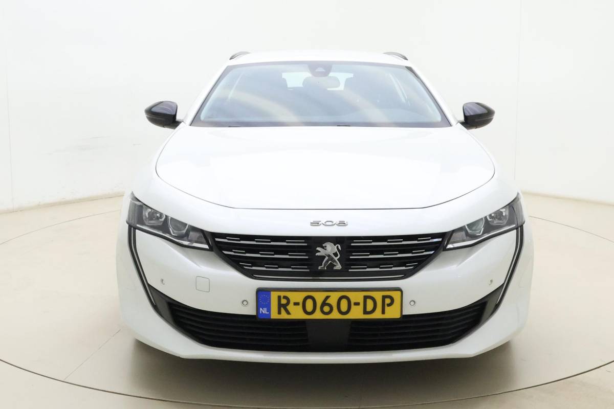 Peugeot 508 Peugeot 508 SW 1.2 PureTech 130pk Active Pack Business | Trekhaak | Achteruitrijcamera | Automaat | Climate Control | Navigatie