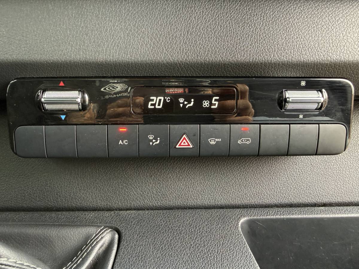 Mercedes-Benz Sprinter Mercedes-Benz Sprinter 515 1.9 CDI 150PK Laadklep Bakwagen Dubbellucht Climate Control Cruise Control Apple Carplay Koffer Meubelbak