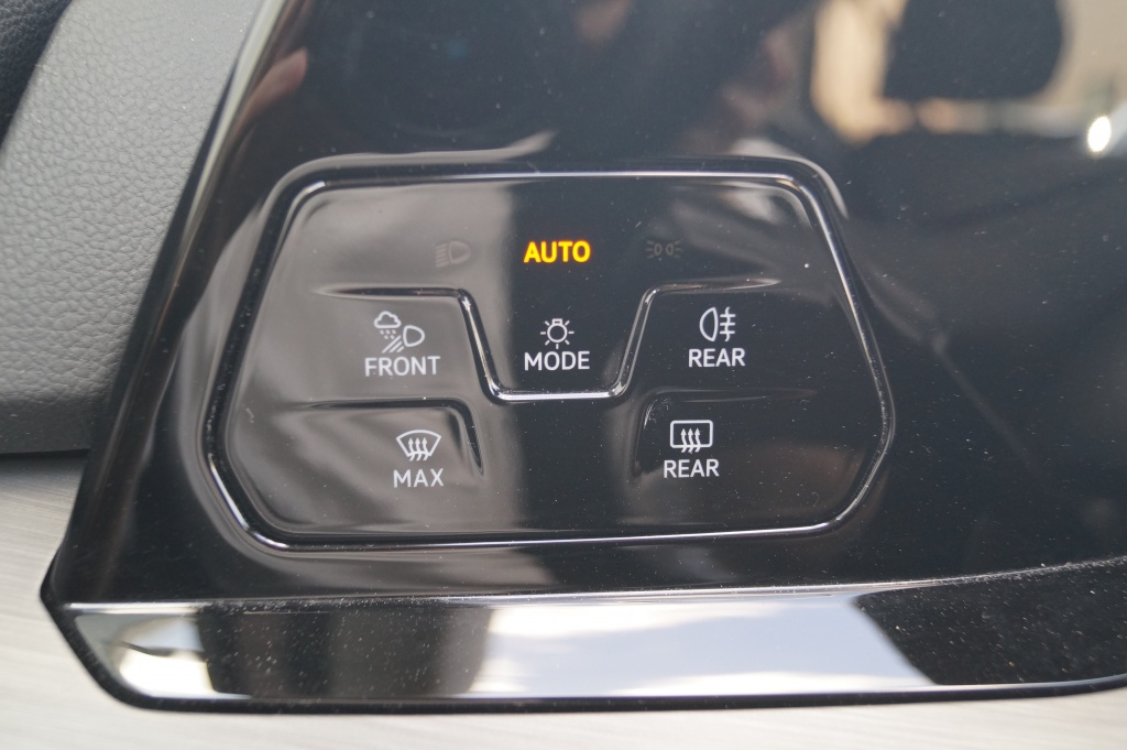 Volkswagen Golf Volkswagen Golf 1.4 eHybrid PHEV Style Business -NAVI-ECC-LED-CAM-