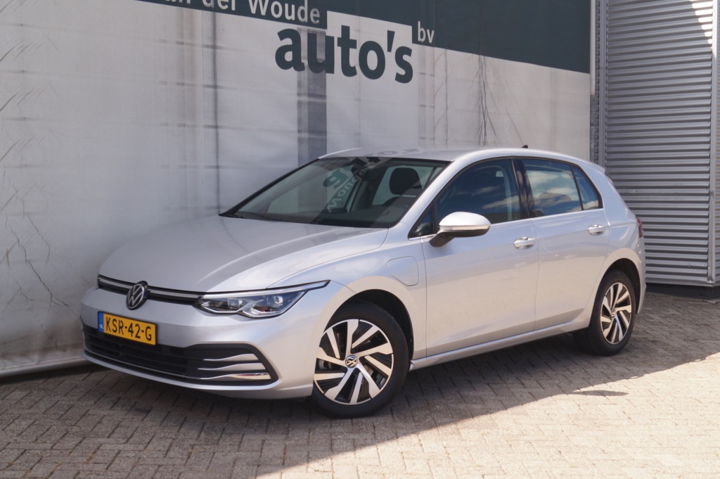 Volkswagen Golf Volkswagen Golf 1.4 eHybrid PHEV Style Business -NAVI-ECC-LED-CAM-