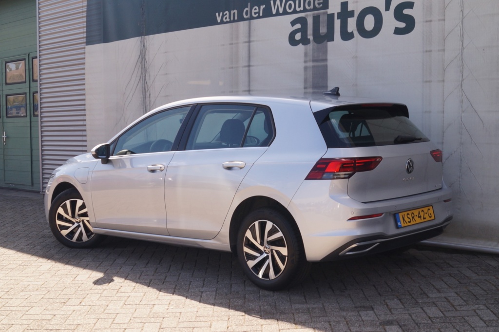 Volkswagen Golf Volkswagen Golf 1.4 eHybrid PHEV Style Business -NAVI-ECC-LED-CAM-