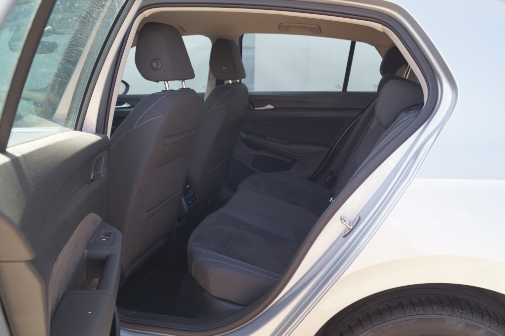 Volkswagen Golf Volkswagen Golf 1.4 eHybrid PHEV Style Business -NAVI-ECC-LED-CAM-