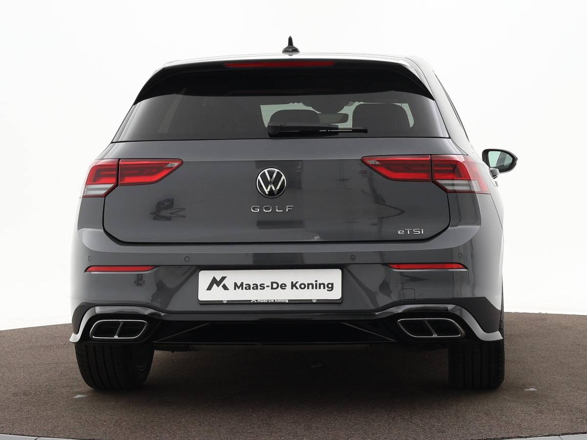 Volkswagen Golf Volkswagen Golf 1.5 eTSI 130pk DSG R-Line · Apple/Android Car Play · P-Sensoren · Navigatie · Sfeerverlichting · 17 Inch · Garantie t/m 12-02-2028 of 100.000km