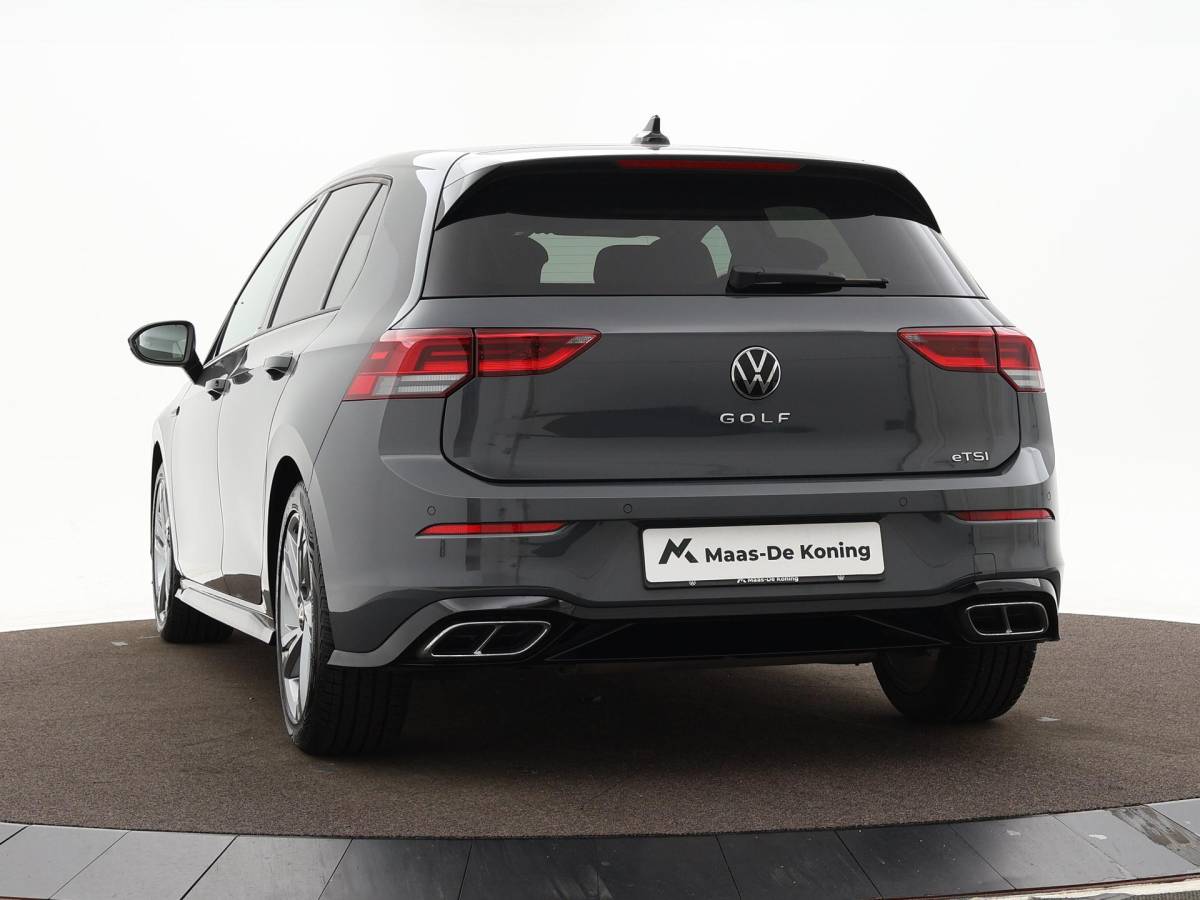Volkswagen Golf Volkswagen Golf 1.5 eTSI 130pk DSG R-Line · Apple/Android Car Play · P-Sensoren · Navigatie · Sfeerverlichting · 17 Inch · Garantie t/m 12-02-2028 of 100.000km