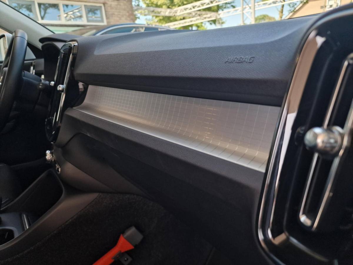 Volvo XC40 Volvo XC40 2.0 T4 Momentum Pro|ACC|Carplay|Harman Kardon|Camera|Trekhaak|191PK|