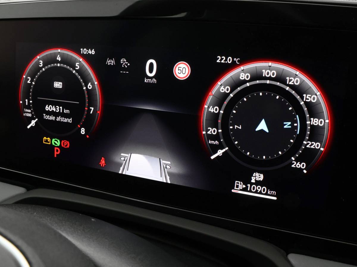 Volkswagen Passat Volkswagen Passat Variant 1.5 eTSI 150pk DSG Elegance Business · Camera · Wegklapbare Trekhaak · Apple/Android Car Play · Dodehoeksensoren · P-Sensoren · 17” Inch · Garantie t/m 18-06-2028 of 100.000