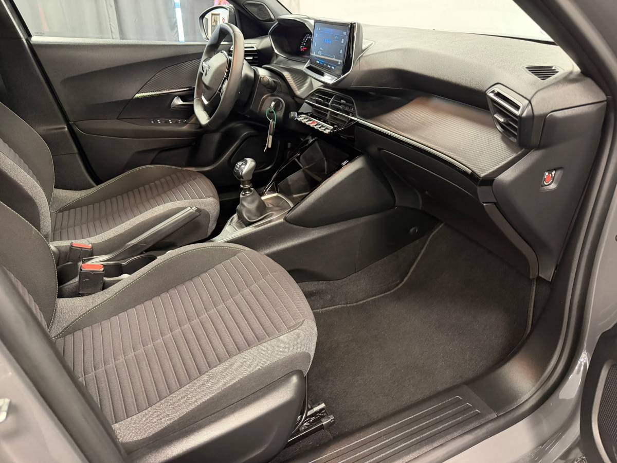 Peugeot 2008 Peugeot 2008 1.2 PureTech 100 Allure*Nardo-Gray*Airco*Cruise-Control*PDC*Xenon*