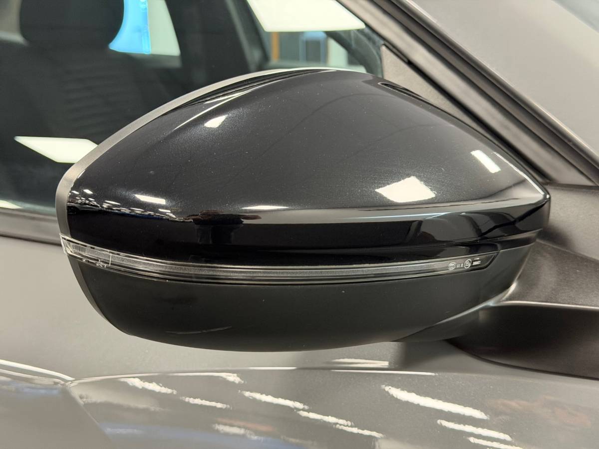 Peugeot 2008 Peugeot 2008 1.2 PureTech 100 Allure*Nardo-Gray*Airco*Cruise-Control*PDC*Xenon*