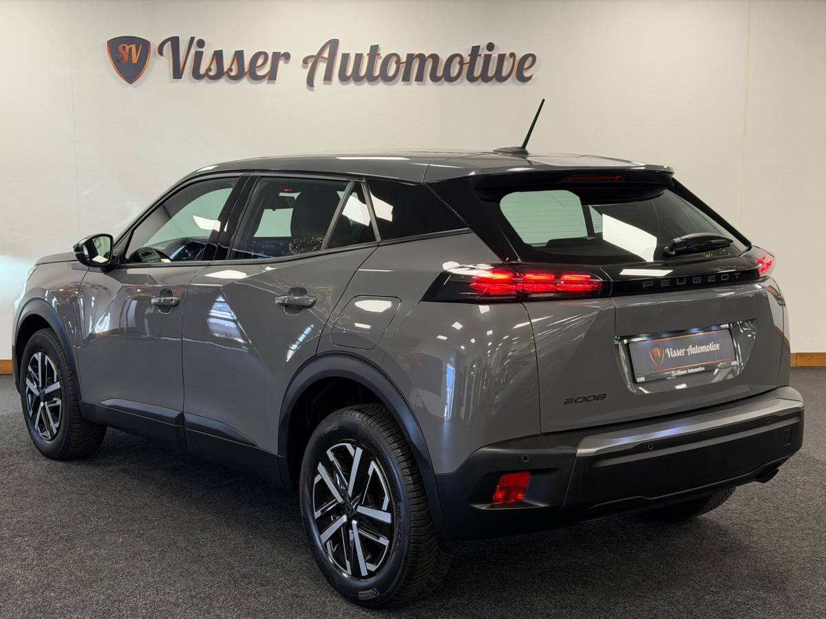 Peugeot 2008 Peugeot 2008 1.2 PureTech 100 Allure*Nardo-Gray*Airco*Cruise-Control*PDC*Xenon*