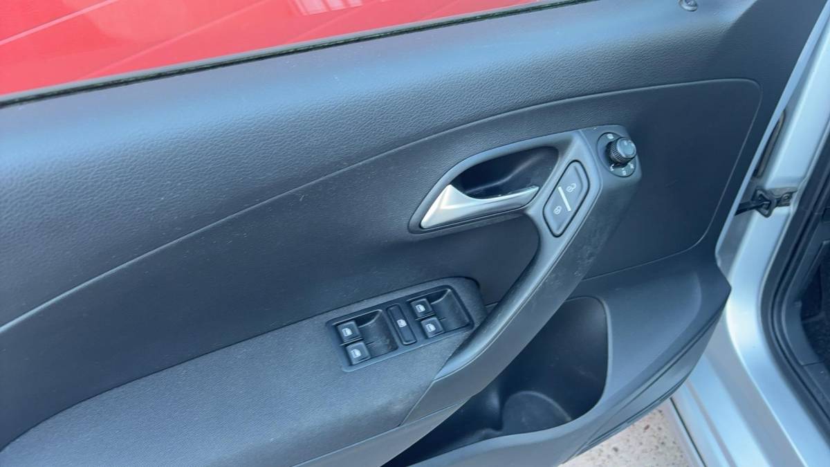 Volkswagen Polo Volkswagen Polo 1.0 BlueMotion CARPLAY / NAVI / AIRCO / BLUETOOTH / CRUISE / NL-AUTO