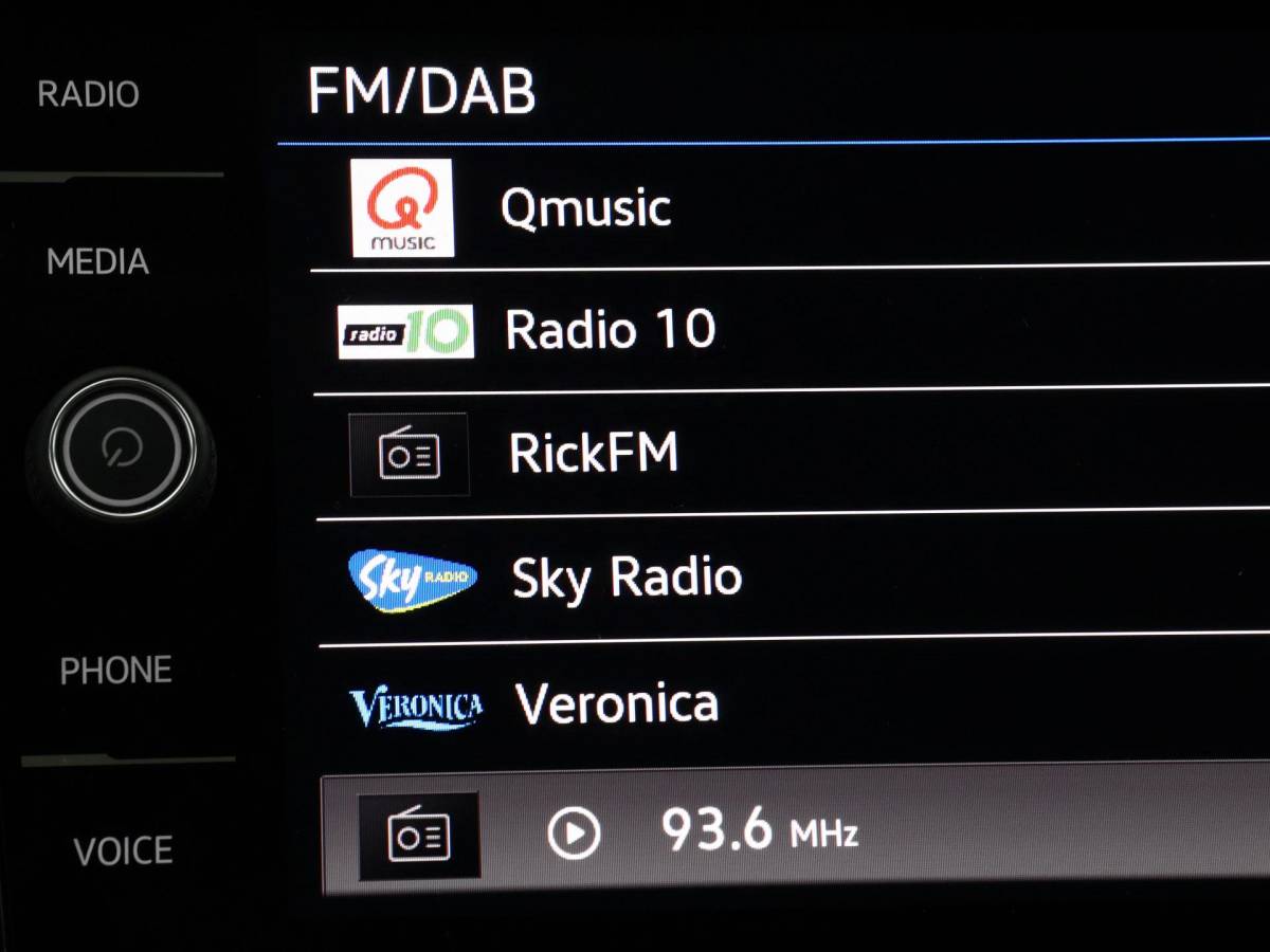 Volkswagen Polo Volkswagen Polo 1.0 TSI 95pk DSG Life · Apple/Android Car Play · P-Sensoren · DAB · Virtual Cockpit · 15” Inch ·