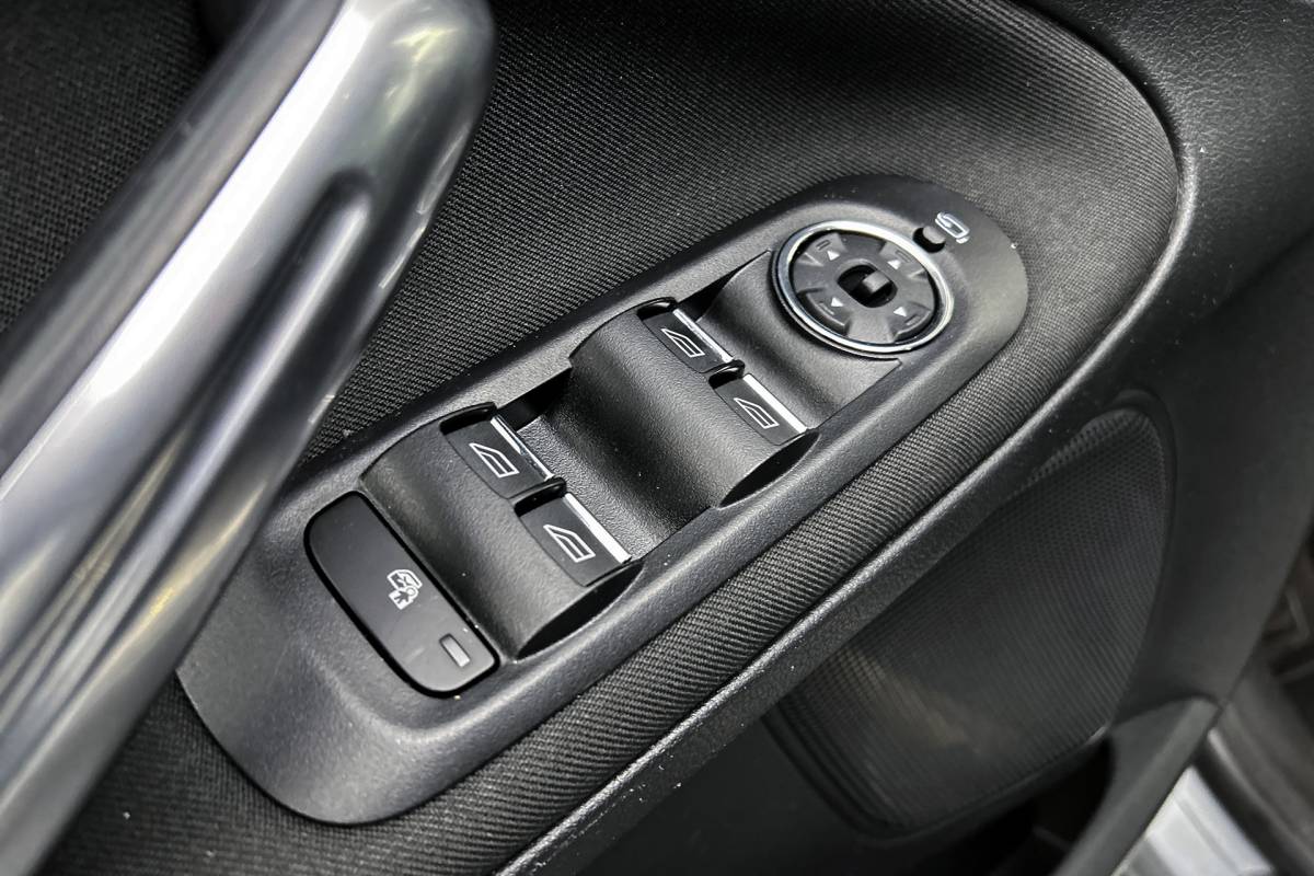 Ford S-Max Ford S-Max 2.0 EcoBoost Titanium 7p. | Trekhaak | Cruise control | Airco