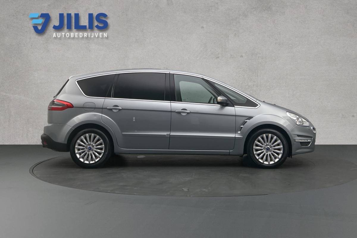 Ford S-Max Ford S-Max 2.0 EcoBoost Titanium 7p. | Trekhaak | Cruise control | Airco