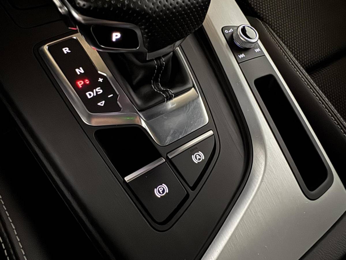 Audi A4 Audi A4 Avant 35 TFSI Sport S-Line Navi Cruise Trekh. NAP
