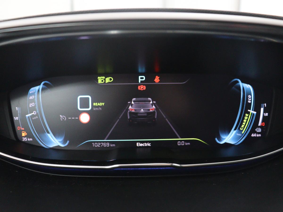 Peugeot 3008 Peugeot 3008 1.6 HYbrid 225 Allure Pack Business | SOH 87,4% | Half leder | Stoelverwarming | Carplay | Navigatie | Camera | Park assist | Climate control | Virtueel dashboard | Trekhaak
