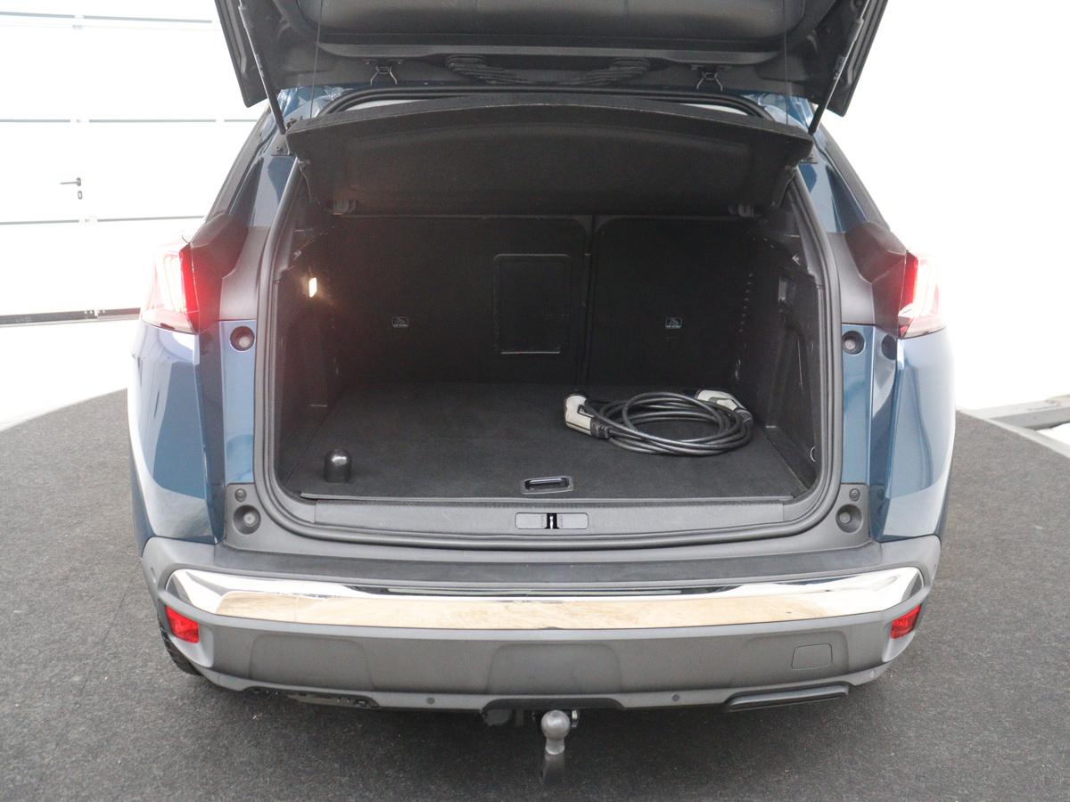 Peugeot 3008 Peugeot 3008 1.6 HYbrid 225 Allure Pack Business | SOH 87,4% | Half leder | Stoelverwarming | Carplay | Navigatie | Camera | Park assist | Climate control | Virtueel dashboard | Trekhaak