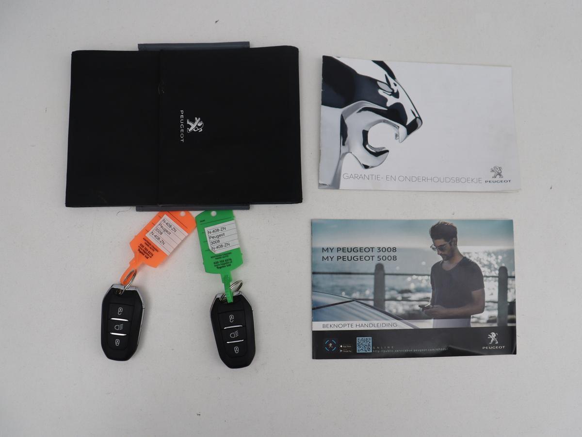 Peugeot 3008 Peugeot 3008 1.6 HYbrid 225 Allure Pack Business | SOH 87,4% | Half leder | Stoelverwarming | Carplay | Navigatie | Camera | Park assist | Climate control | Virtueel dashboard | Trekhaak