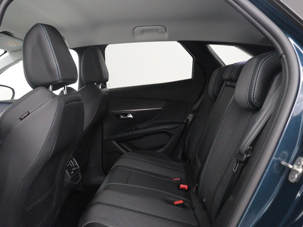 Peugeot 3008 Peugeot 3008 1.6 HYbrid 225 Allure Pack Business | SOH 87,4% | Half leder | Stoelverwarming | Carplay | Navigatie | Camera | Park assist | Climate control | Virtueel dashboard | Trekhaak