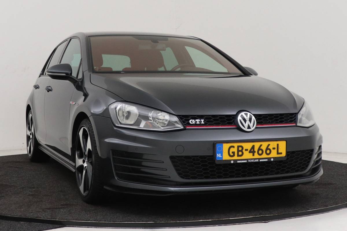 Volkswagen Golf Volkswagen Golf 2.0 TSI GTI | Org NL | 1e Eigenaar | Camera | 138.000 KM!! |