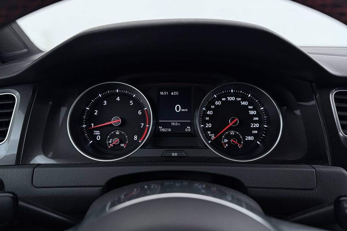 Volkswagen Golf Volkswagen Golf 2.0 TSI GTI | Org NL | 1e Eigenaar | Camera | 138.000 KM!! |