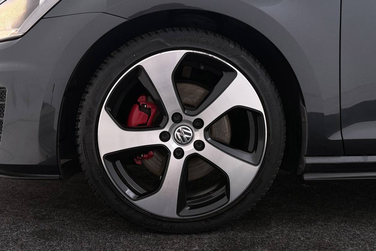 Volkswagen Golf Volkswagen Golf 2.0 TSI GTI | Org NL | 1e Eigenaar | Camera | 138.000 KM!! |